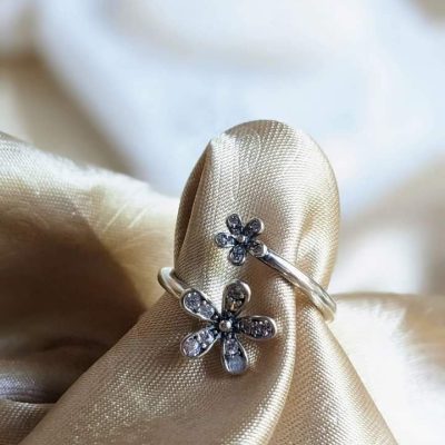 Anillo flores de zirconia - Imagen 2