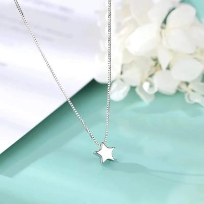 Collar estrella minimalista