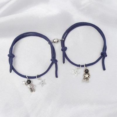 Pulseras tu y yo de astronautas magnéticas - Imagen 2