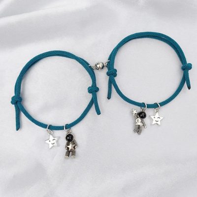 Pulseras tu y yo de astronautas magnéticas - Imagen 4