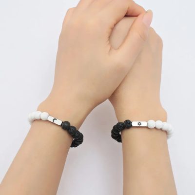 Pulseras tu y yo volcánicas mitad B/N