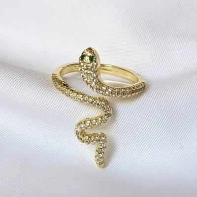 Anillo de serpiente larga dorado