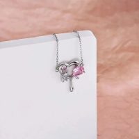 Collar corazón derretido rosa